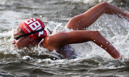 Alice Dearing competing in the women’s 10km marathon at the 2020 Tokyo Olympics